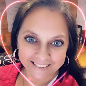 Meet your Posher, Heidi